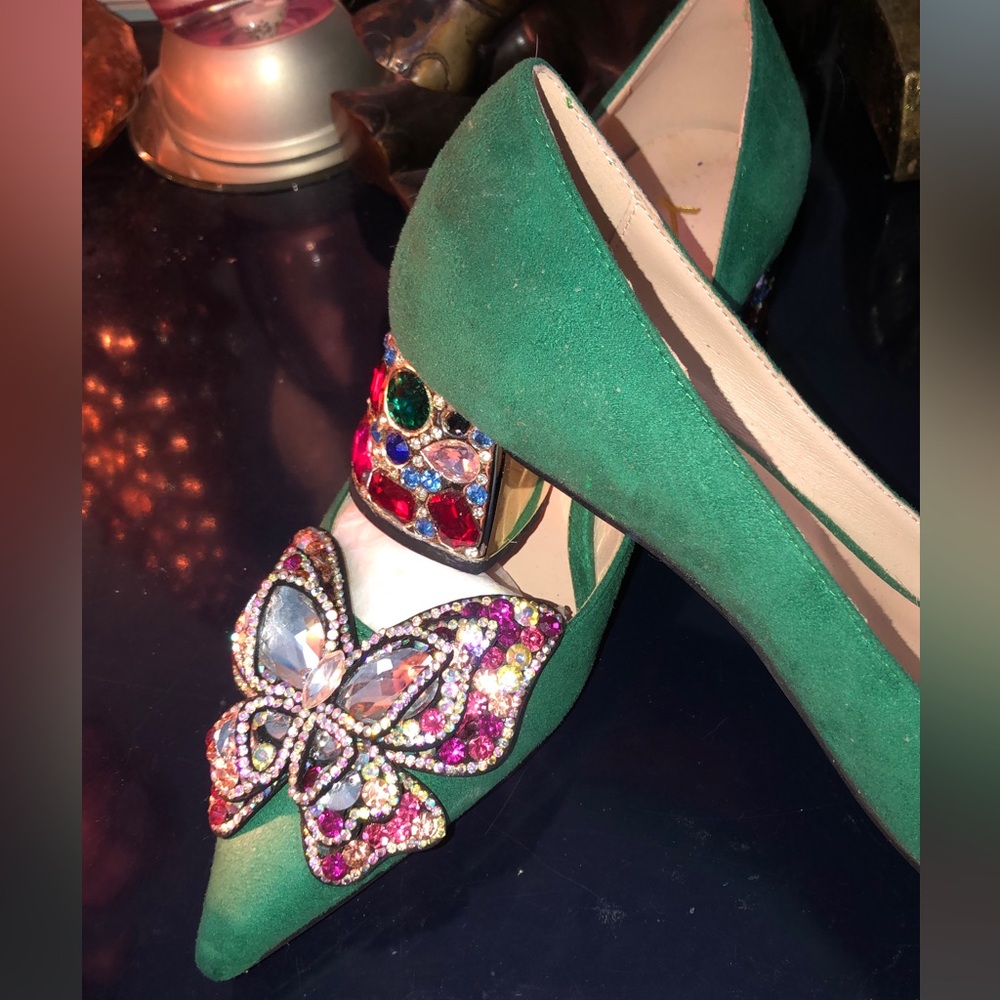 YDN Emerald Jewel-Studded Heels